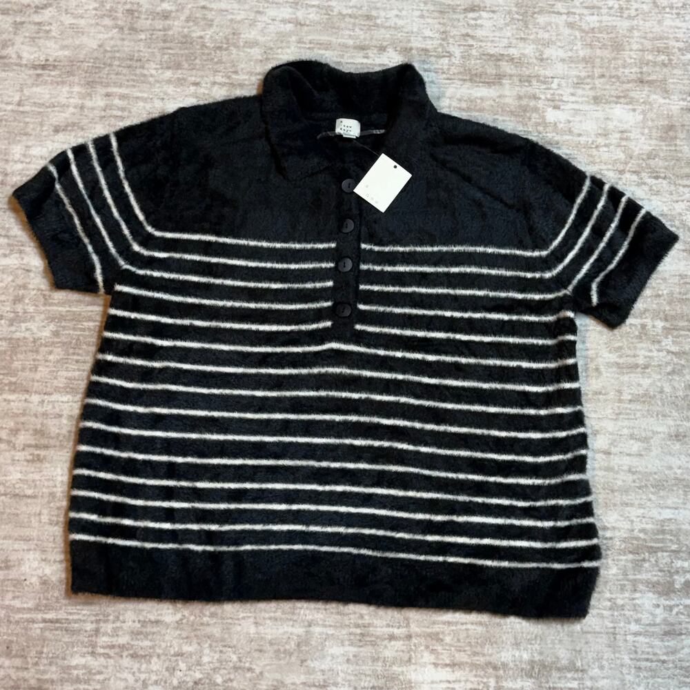A New Day Women’s XXL Black White Stripe Fuzzy Short Sleeve Button Up Top Shirt